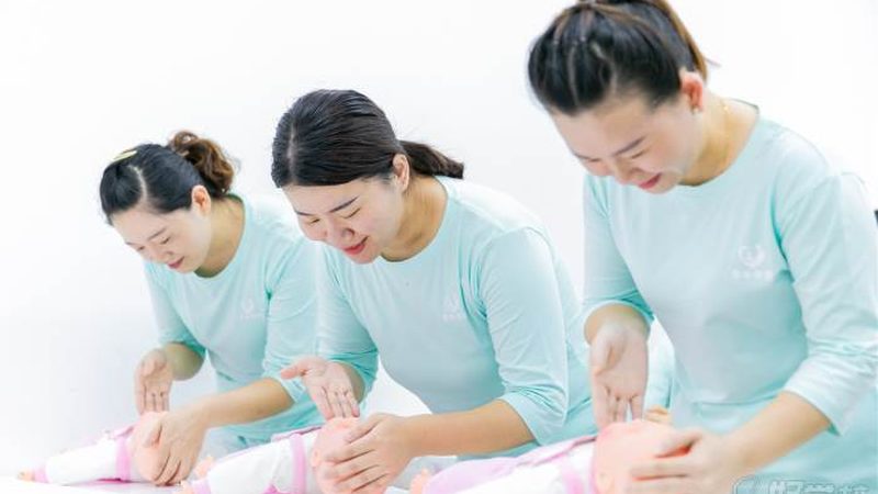 育儿嫂与保姆，工作内容有何不同？**